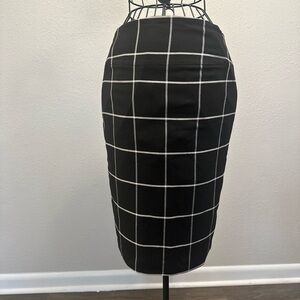 Express Black and White Pencil Skirt Knee-Length